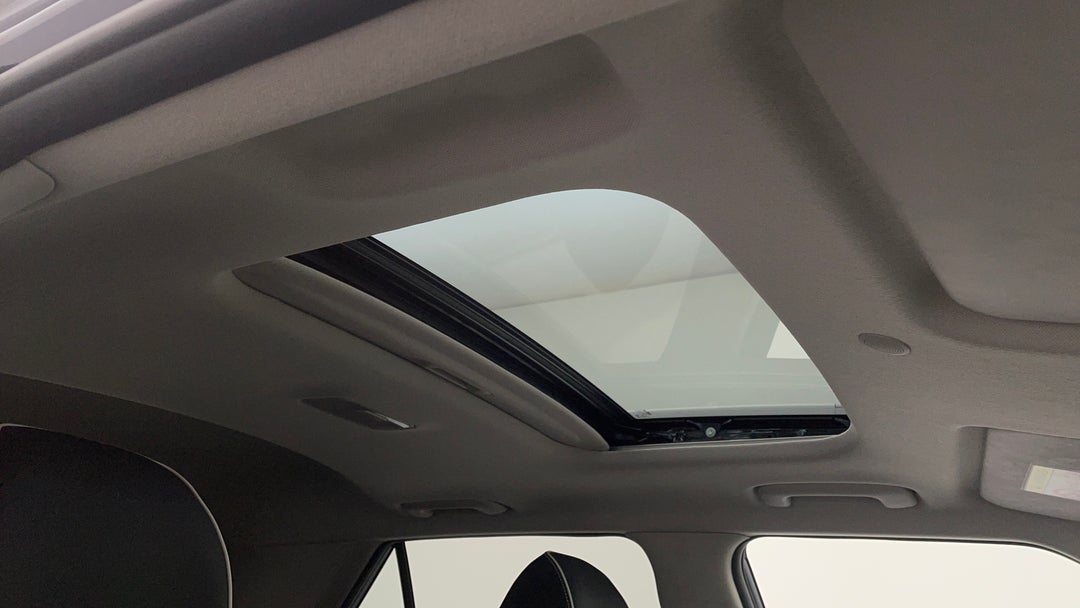Interior Sunroof/Moonroof