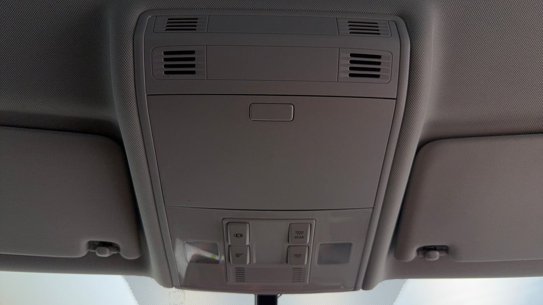 On-Roof Controls/Sunglass holder