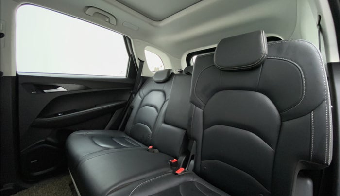 2020 MG HECTOR SHARP DCT PETROL, Petrol, Automatic, 23,303 km, Reclining Back Row Seats
