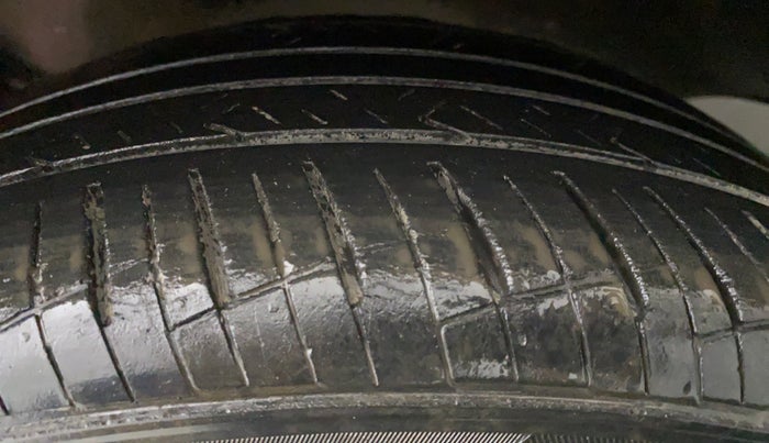 2019 Hyundai Elite i20 ASTA 1.2 (O), Petrol, Manual, 38,136 km, Left Rear Tyre Tread