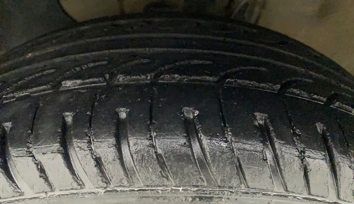 2019 Hyundai Elite i20 MAGNA PLUS 1.4 CRDI, Diesel, Manual, 78,199 km, Left Front Tyre Tread