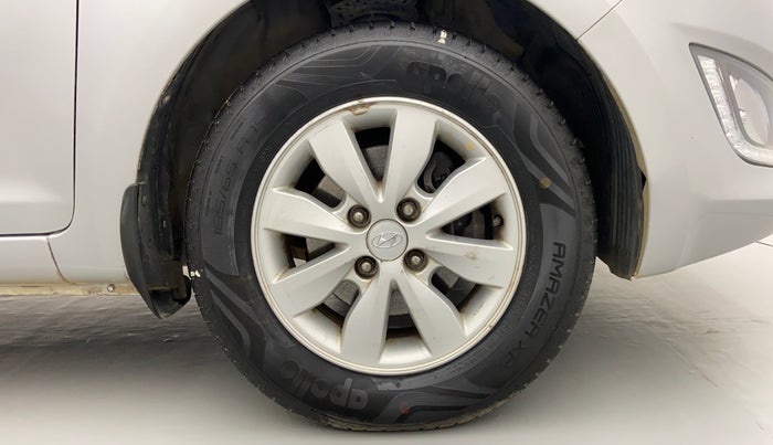 2014 Hyundai i20 SPORTZ 1.2 VTVT, Petrol, Manual, 53,038 km, Right Front Wheel