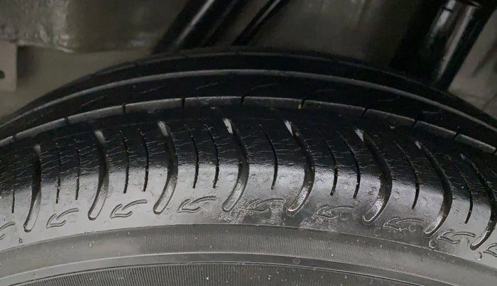 2015 Honda City 1.5L I-VTEC V MT, Petrol, Manual, 76,384 km, Left Rear Tyre Tread