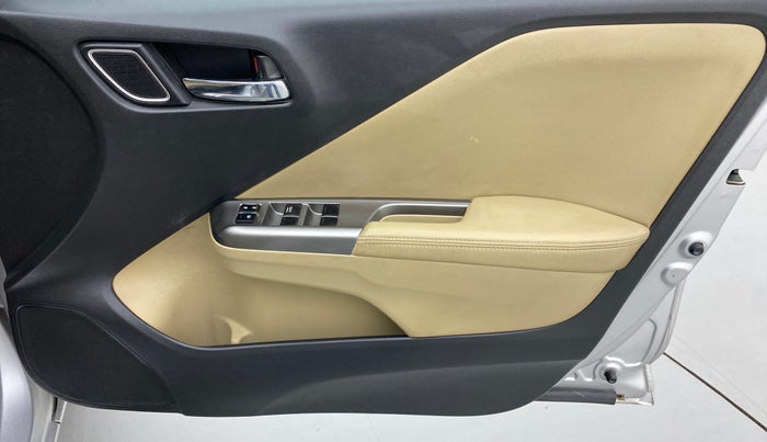 2017 Honda City 1.5L I-VTEC VX CVT, Petrol, Automatic, 53,631 km, Driver Side Door Panels Control