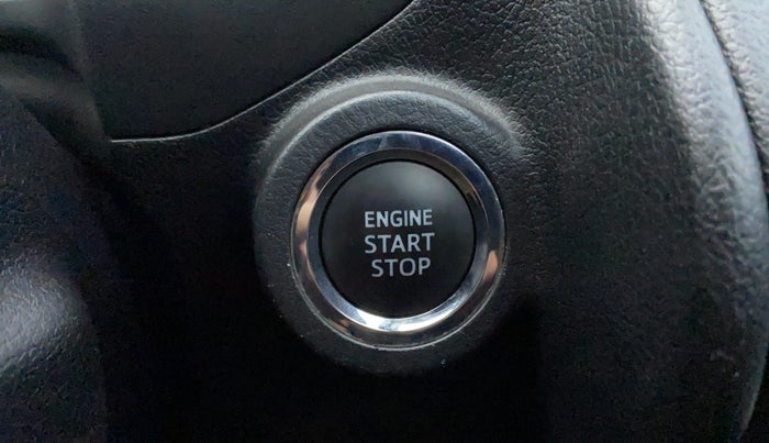 2018 Toyota Innova Crysta 2.8 ZX AT 7 STR, Diesel, Automatic, 19,937 km, Keyless Start/ Stop Button