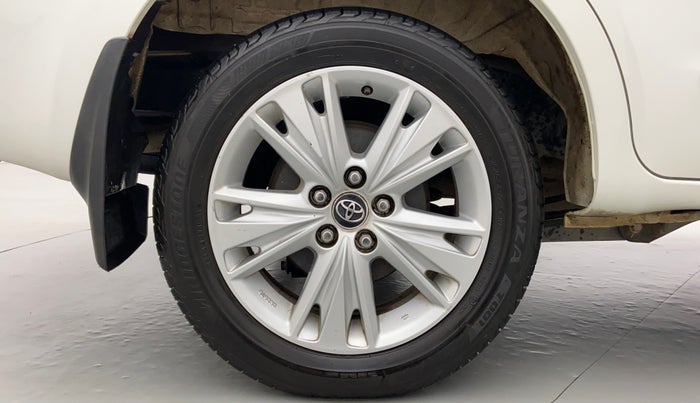2018 Toyota Innova Crysta 2.8 ZX AT 7 STR, Diesel, Automatic, 19,937 km, Right Rear Wheel