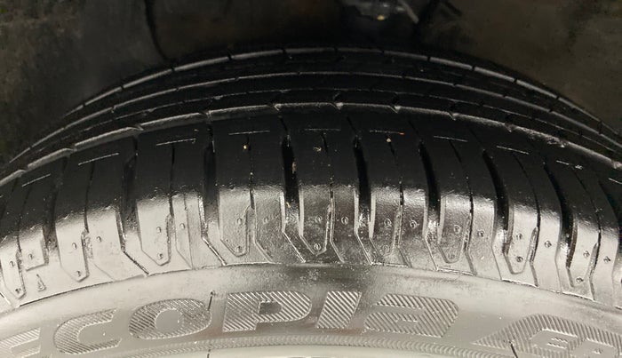 2014 Hyundai Elite i20 ASTA 1.2, Petrol, Manual, 84,070 km, Left Front Tyre Tread