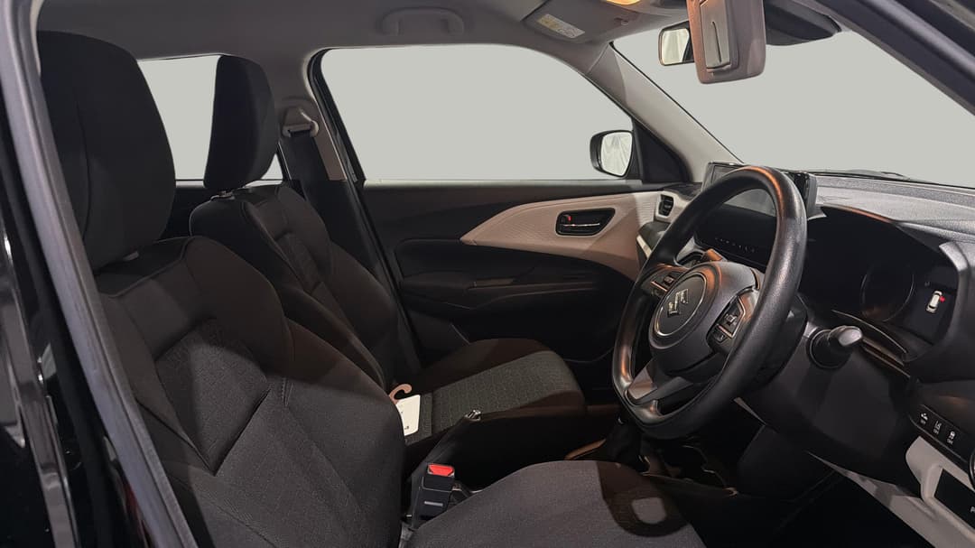 2024 Suzuki Swift Hybrid, Automatic, 12030 km, Right Side Front Door Cabin View