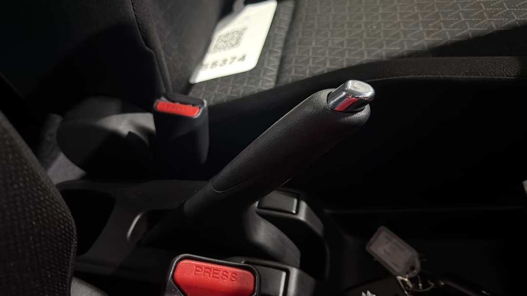 2024 Suzuki Swift Hybrid, Automatic, 12030 km, Handbrake