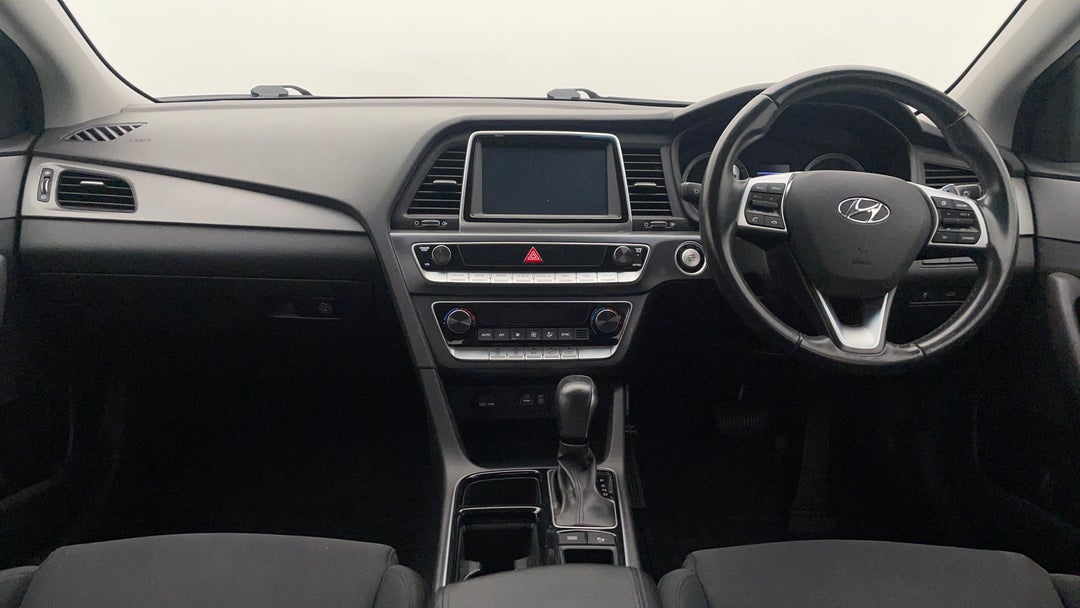 2018 Hyundai Sonata Active, Automatic, 83940 km, Dashboard View