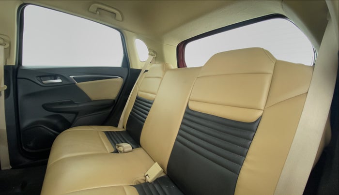 2015 Honda Jazz 1.2 V MT, Petrol, Manual, 45,447 km, Right Side Rear Door Cabin
