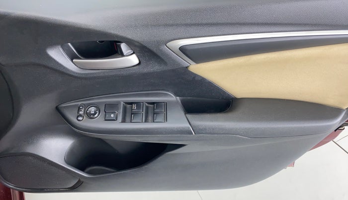 2015 Honda Jazz 1.2 V MT, Petrol, Manual, 45,447 km, Driver Side Door Panels Control