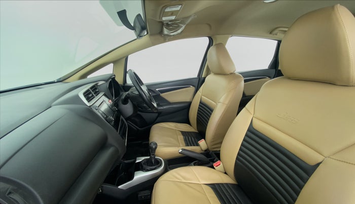 2015 Honda Jazz 1.2 V MT, Petrol, Manual, 45,447 km, Right Side Front Door Cabin