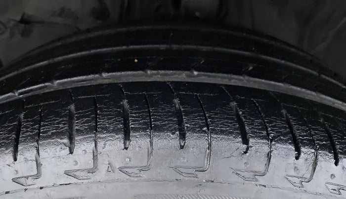 2017 Honda City VX CVT PETROL, Petrol, Automatic, 28,287 km, Left Front Tyre Tread
