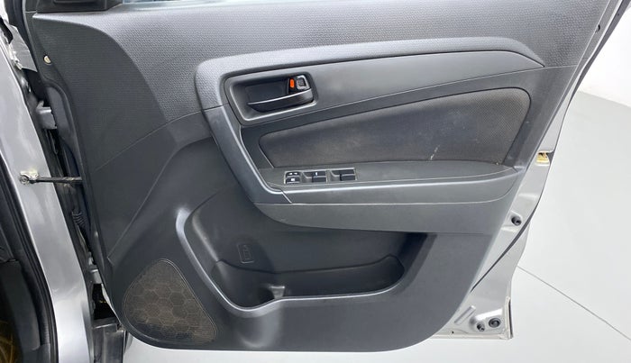 2017 Maruti Vitara Brezza VDI OPT, Diesel, Manual, 94,349 km, Driver Side Door Panels Control