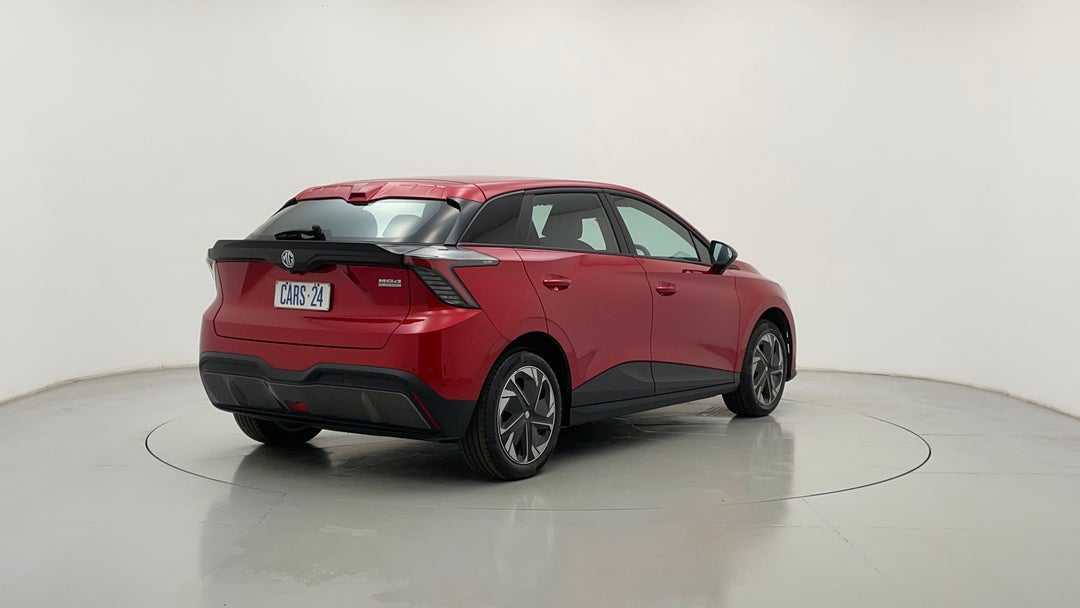 Right Back Diagonal (45- Degree) View