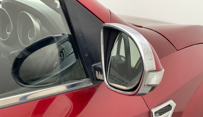 2019 Mahindra XUV500 W11 (O) AT, Diesel, Automatic, 79,978 km, Right rear-view mirror - Folding motor not working
