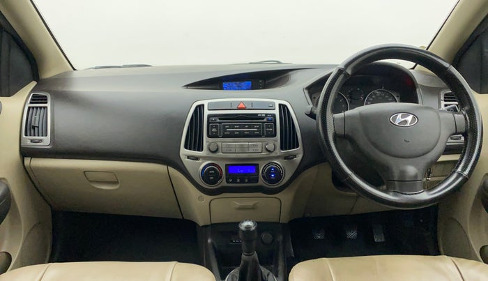 2014 Hyundai i20 MAGNA 1.2, Petrol, Manual, 58,018 km, Dashboard