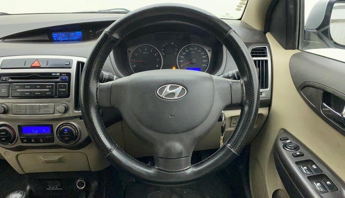 2014 Hyundai i20 MAGNA 1.2, Petrol, Manual, 58,018 km, Steering Wheel Close Up