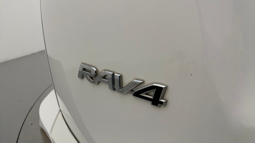 Badge (Boot Left Side)