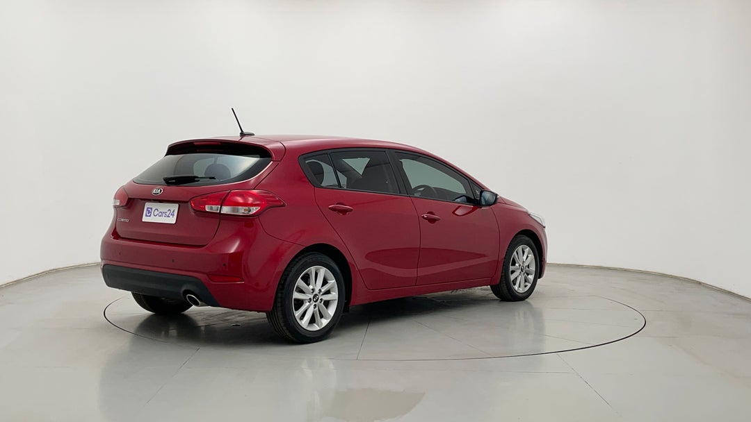 Right Back Diagonal (45- Degree) View