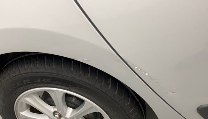 2015 Hyundai Grand i10 ASTA AT 1.2 KAPPA VTVT, Petrol, Automatic, 43,619 km, Right quarter panel - Minor scratches