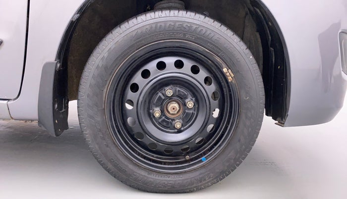 2014 Maruti Wagon R 1.0 VXI, Petrol, Manual, 59,374 km, Right Front Wheel