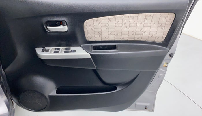 2014 Maruti Wagon R 1.0 VXI, Petrol, Manual, 59,374 km, Driver Side Door Panels Control