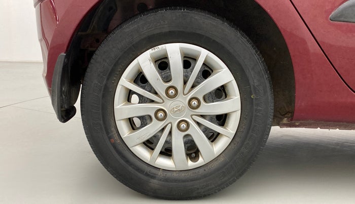 2014 Hyundai i10 SPORTZ 1.1 IRDE2, Petrol, Manual, 49,726 km, Right Rear Wheel