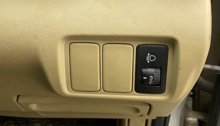 2011 Honda City 1.5L I-VTEC V MT, Petrol, Manual, 71,596 km, Dashboard - Headlight height adjustment not working