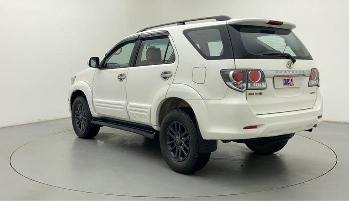 2015 Toyota Fortuner 3.0 AT 4X2, Diesel, Automatic, 1,17,453 km, Left Back Diagonal