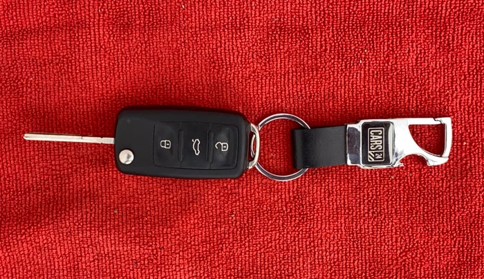 2015 Volkswagen Cross Polo HIGHLINE PETROL, Petrol, Manual, 60,836 km, Key Close Up