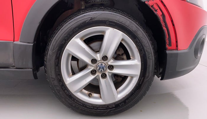 2015 Volkswagen Cross Polo HIGHLINE PETROL, Petrol, Manual, 60,836 km, Right Front Wheel