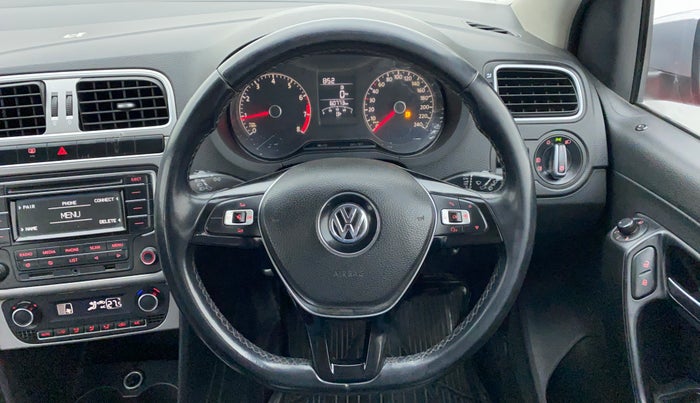 2015 Volkswagen Cross Polo HIGHLINE PETROL, Petrol, Manual, 60,836 km, Steering Wheel Close Up