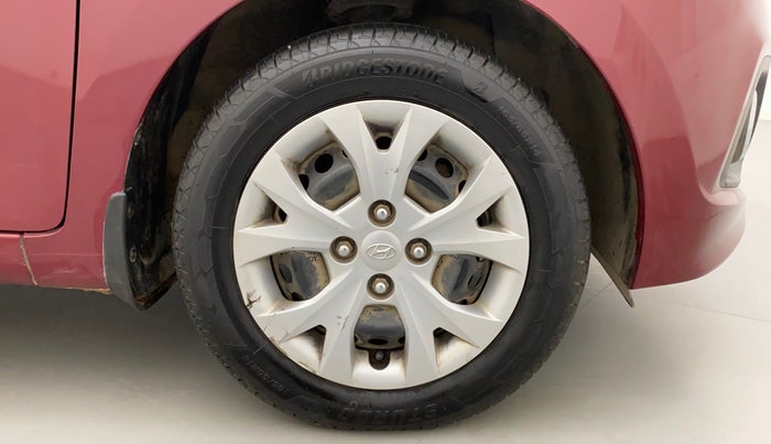 2014 Hyundai Grand i10 MAGNA 1.2 KAPPA VTVT, Petrol, Manual, 26,002 km, Right Front Wheel