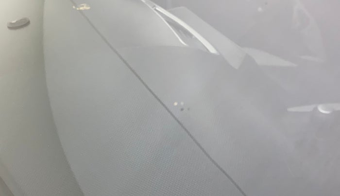 2013 Maruti Swift VXI, Petrol, Manual, 60,801 km, Front windshield - Minor spot on windshield
