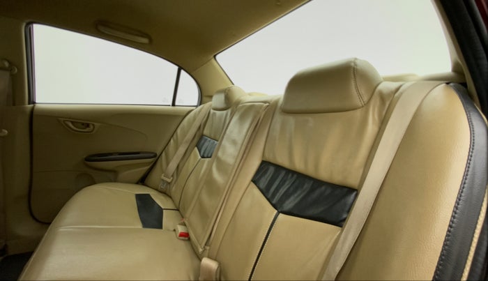 2013 Honda Amaze 1.5L I-DTEC S, Diesel, Manual, 87,589 km, Right Side Rear Door Cabin