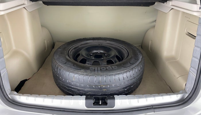 2016 Nissan Terrano XL P, Petrol, Manual, 39,999 km, Boot Inside