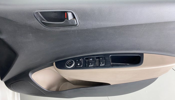 2015 Hyundai Grand i10 MAGNA 1.2 KAPPA VTVT, Petrol, Manual, 41,827 km, Driver Side Door Panels Control