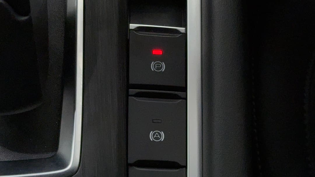 2025 GWM Cannon Ultra (4x4), Automatic, 9646 km, Handbrake