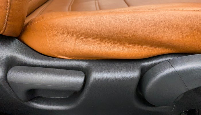 2017 Honda City 1.5L I-VTEC VX CVT, Petrol, Automatic, 65,929 km, Driver Side Adjustment Panel