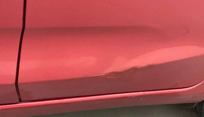 2018 Honda Amaze 1.2L I-VTEC V CVT, Petrol, Automatic, 40,802 km, Rear left door - Slightly dented
