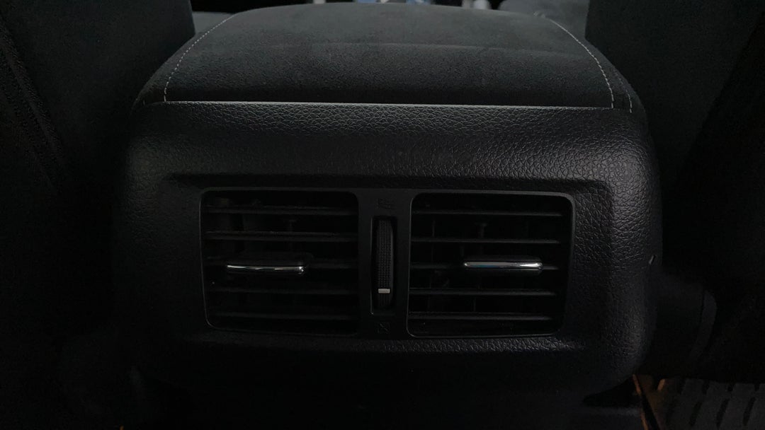 Rear A/C Vent