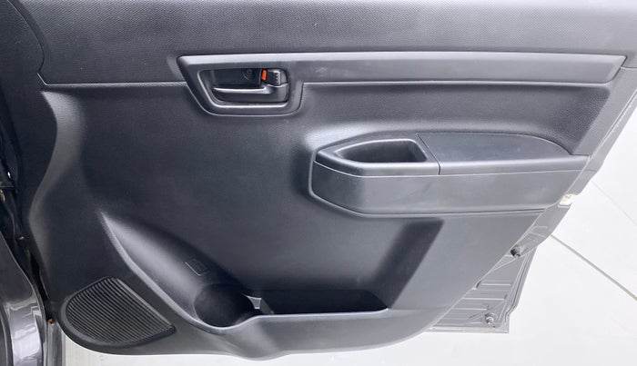 2020 Maruti S PRESSO VXI+, Petrol, Manual, 17,056 km, Driver Side Door Panels Control