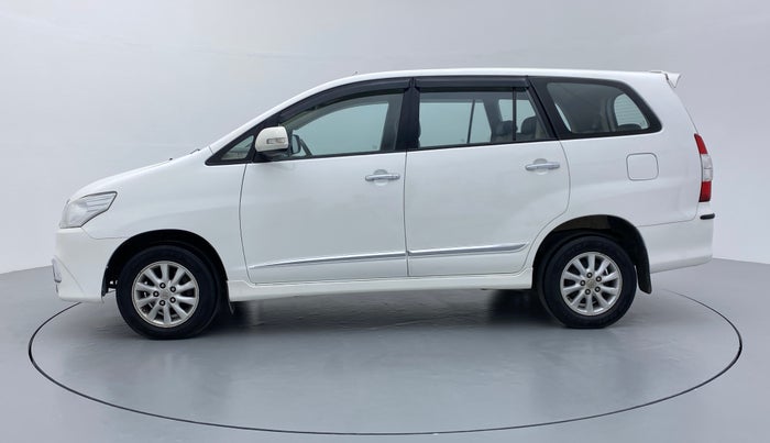 2014 Toyota Innova 2.5 VX 8 STR BS IV, Diesel, Manual, 1,44,255 km, Left Side View