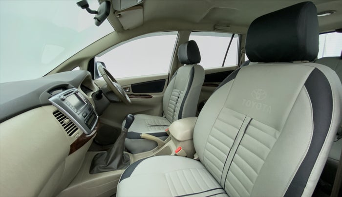 2014 Toyota Innova 2.5 VX 8 STR BS IV, Diesel, Manual, 1,44,255 km, Right Side Front Door Cabin View