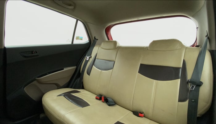 2017 Hyundai Grand i10 MAGNA 1.2 KAPPA VTVT, Petrol, Manual, 20,358 km, Right Side Rear Door Cabin