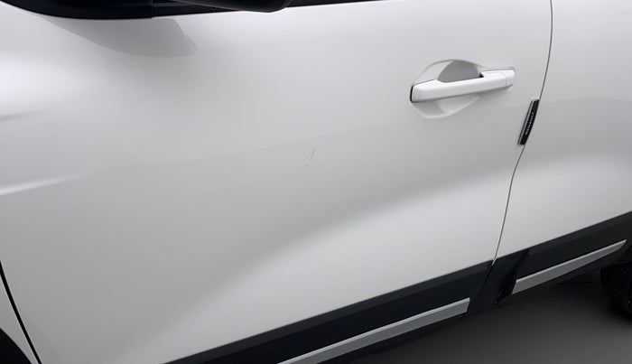 2021 Renault Kiger RXZ TURBO CVT, Petrol, Automatic, 10,927 km, Front passenger door - Paint has faded