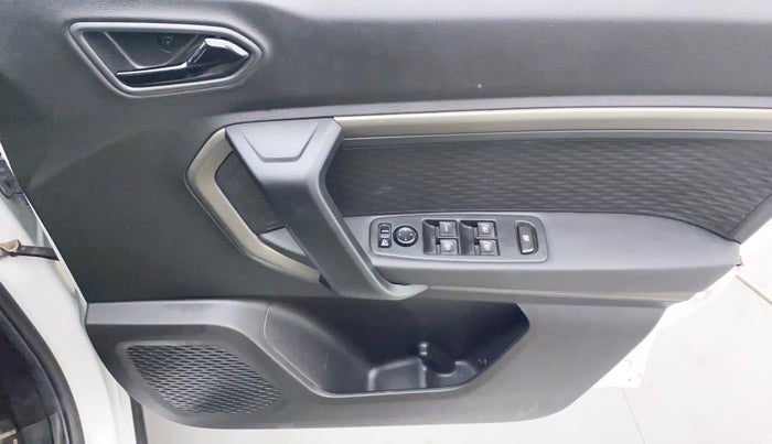 2021 Renault Kiger RXZ TURBO CVT, Petrol, Automatic, 10,927 km, Driver Side Door Panels Control
