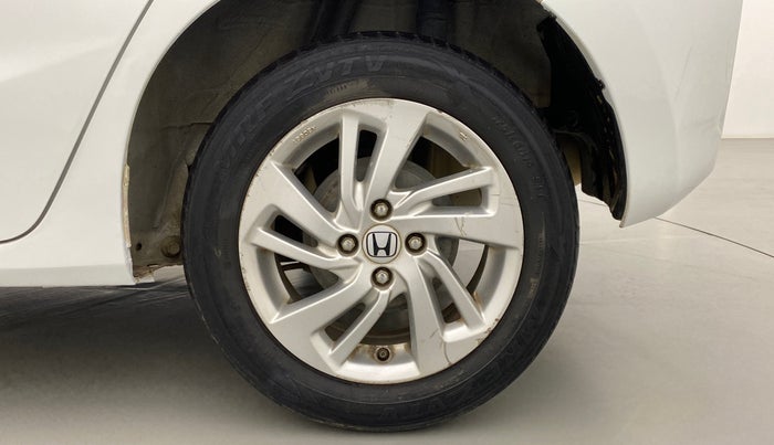 2016 Honda Jazz 1.2 V AT, Petrol, Automatic, 44,008 km, Left Rear Wheel